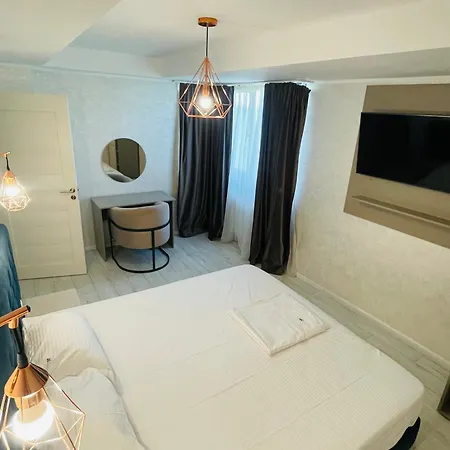 Myamar Premium *