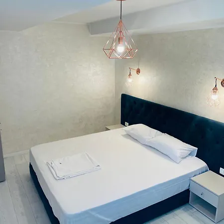 Myamar Premium * Mamaia