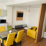 Διαμέρισμα Myamar Premium
