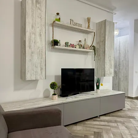 Myamar Premium Mamaia