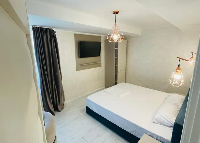 Myamar Premium * Mamaia