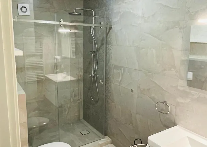 Myamar Premium מאמאיה