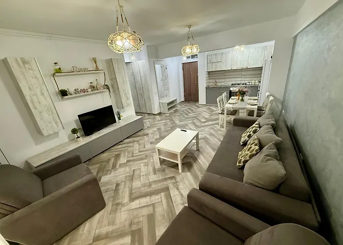 Myamar Premium Apartment Mamaia