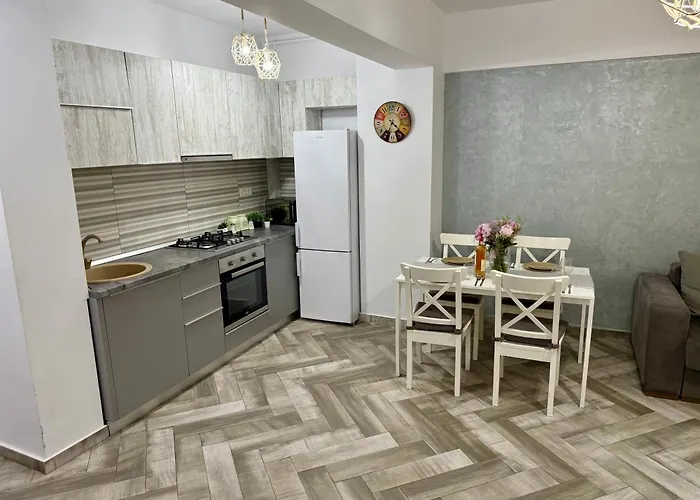 Myamar Premium Mamaia