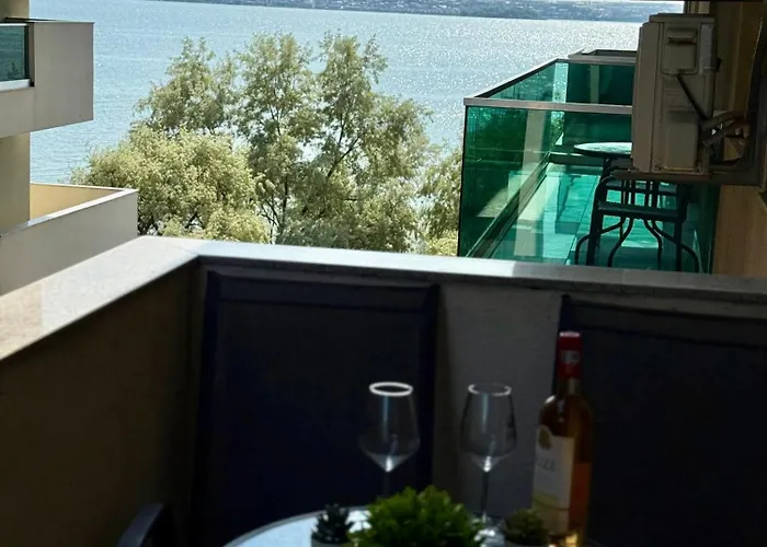 Myamar Premium Apartment *