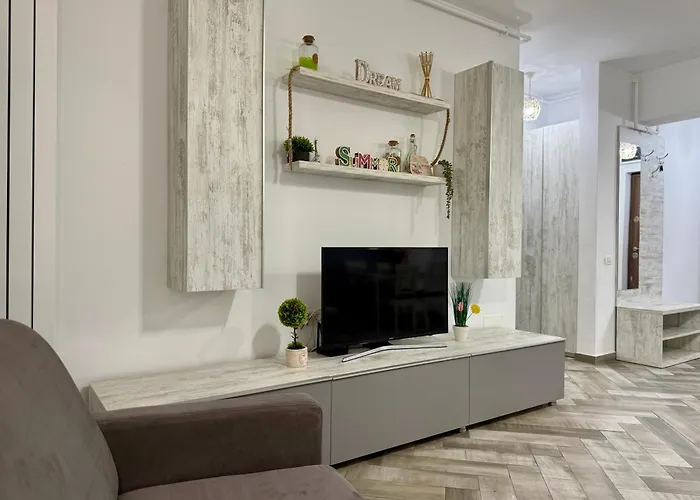 Myamar Premium Mamaia