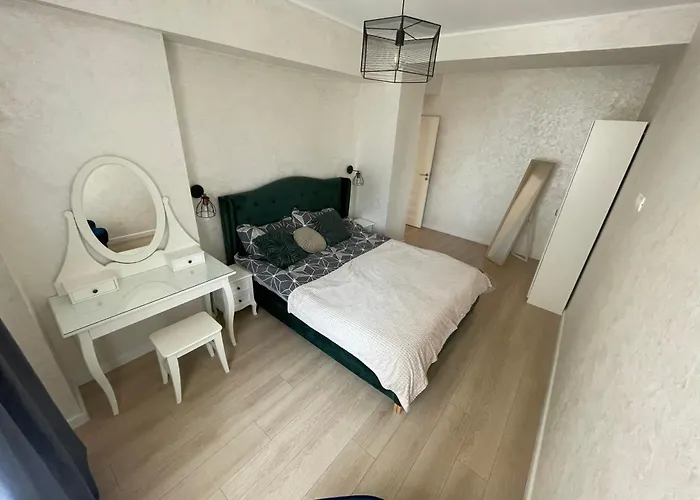 Myamar Premium Mamaia