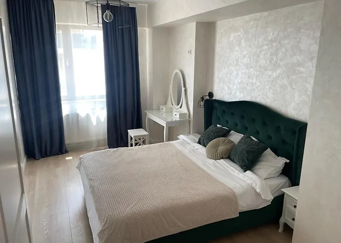 Myamar Premium Apartment Mamaia